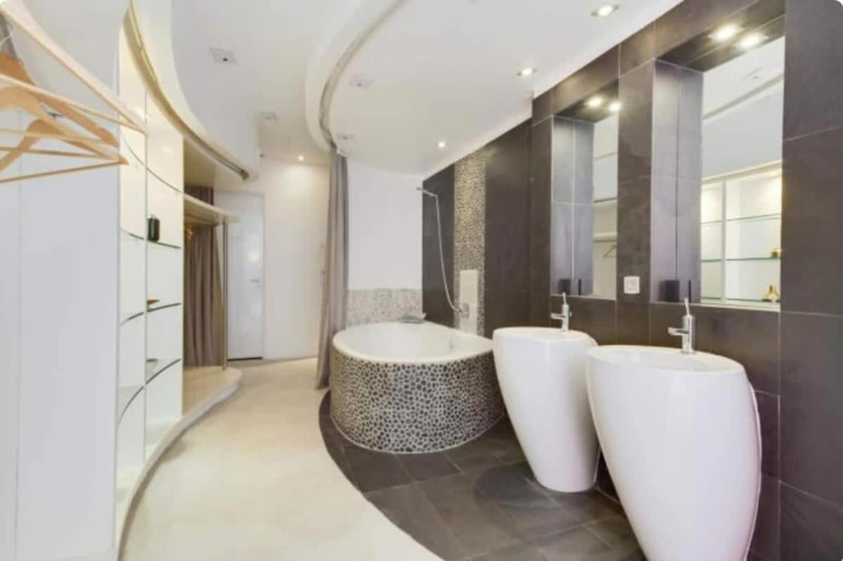 Magnifique Appartement Parisien - Marais エクステリア 写真